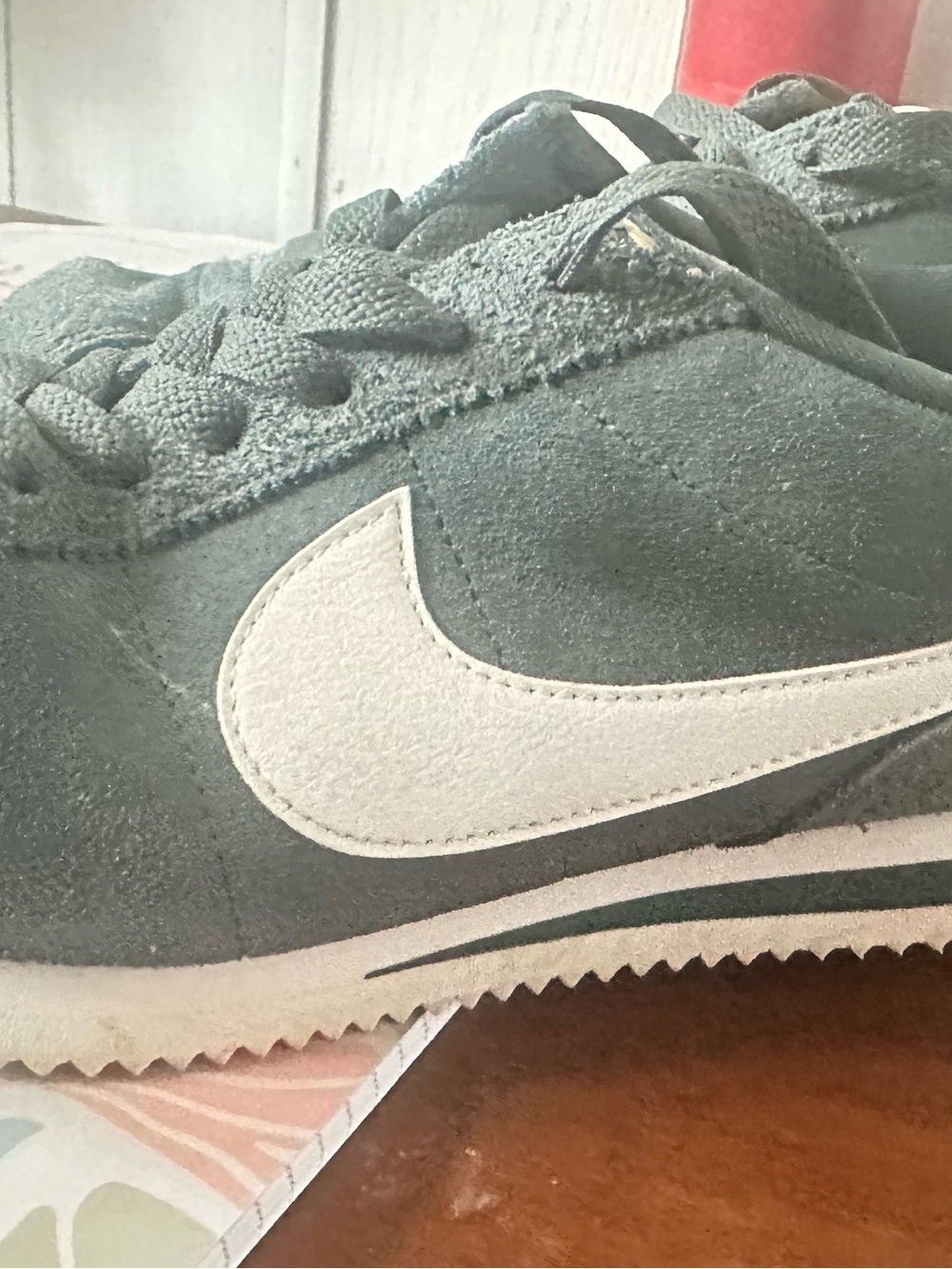 Nike Men's Green Suede Sneakers with White Swoosh “classic”.  Woman or man